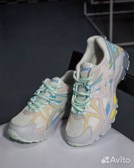 Кроссовки asics