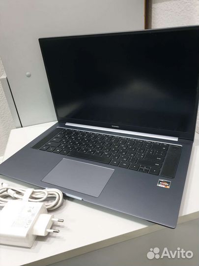 Ноутбук Huawei MateBook D16