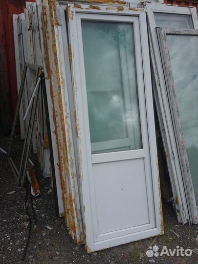 Окна пластиковые и балконные двери бу