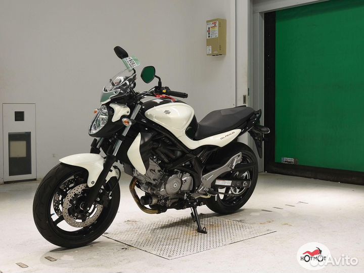 Suzuki SFV 650 gladius 2013г