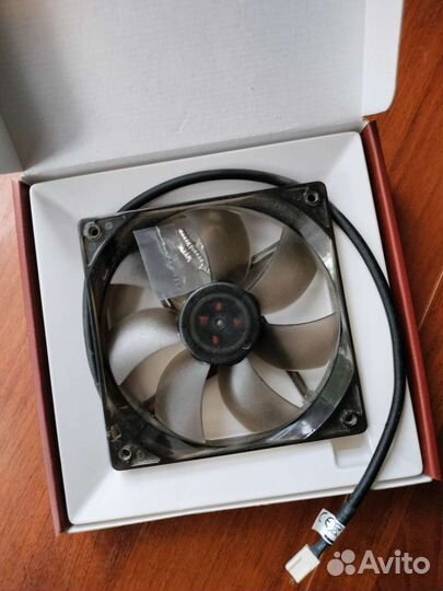 Корпусный вентилятор Noctua NF-S12B redux-1200 PWM