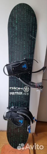 Сноуборд с креплениями