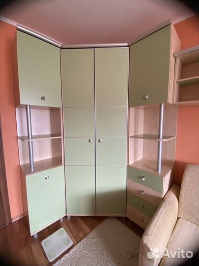 Мебельный гарнитур в детскую бу