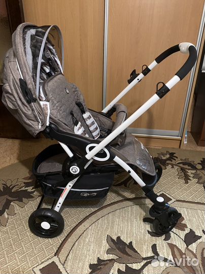 Прогулочная коляска Новая