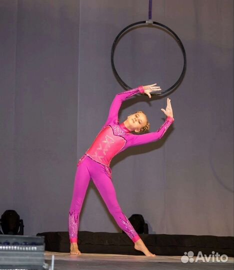 Костюм для воздушной гимнастики колец