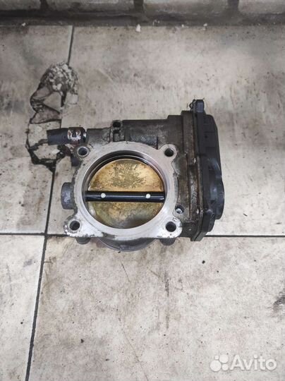 Дроссельная заслонка Lexus RX350 2203031030