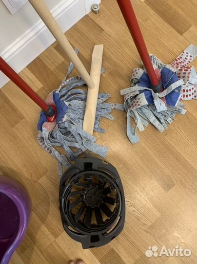 Ведро пластиковое 12 л, 3 швабры