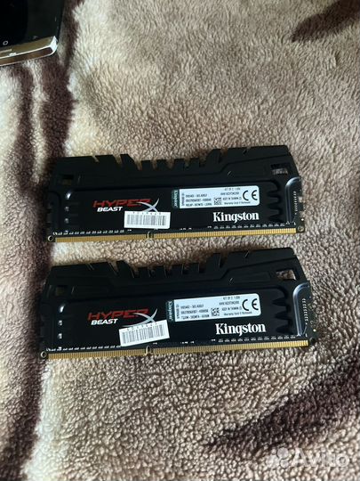 Kingston hyperx beast ddr3-2400 4gb