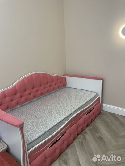 Детская кровать для девочки