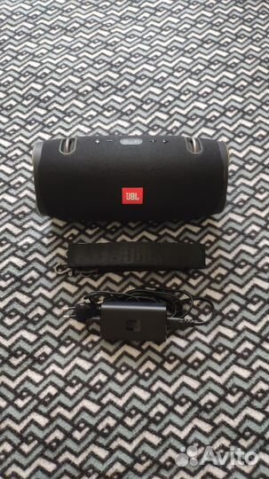 Колонка Jbl xtreme 2