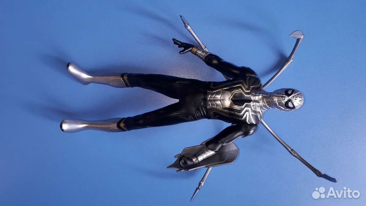 Игрушки Марвел