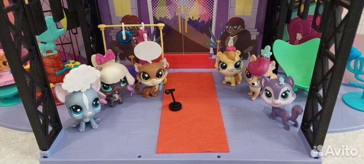 Littlest Pet Shop Сцена
