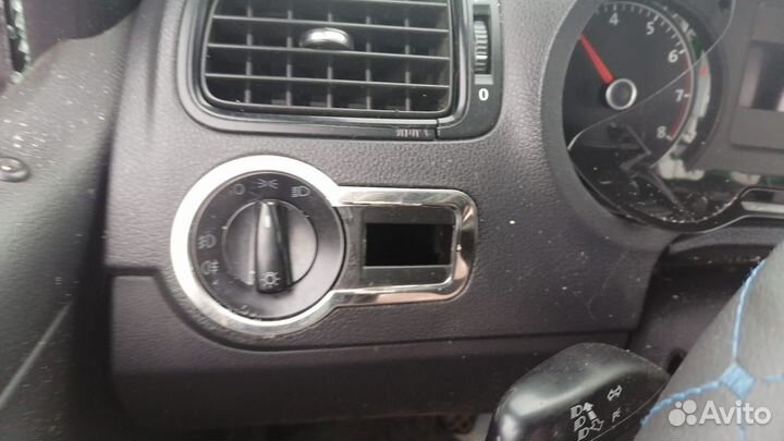Авто по запчастям Volkswagen Polo 5 фольксваген по