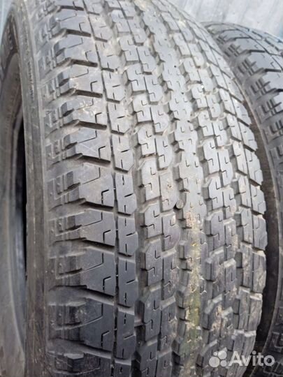 Bridgestone Dueler H/T D840 265/65 R17