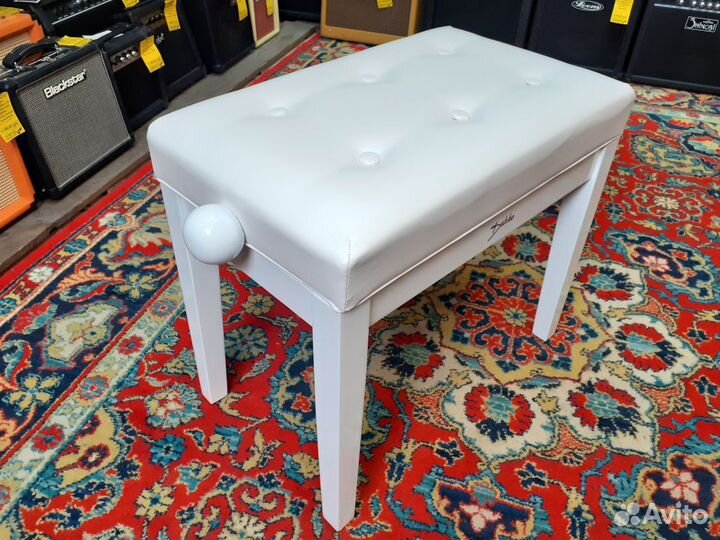 Банкетка для фортепиано