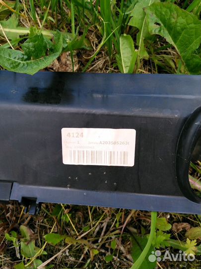 Мерседес w203 воздуховод передней панели