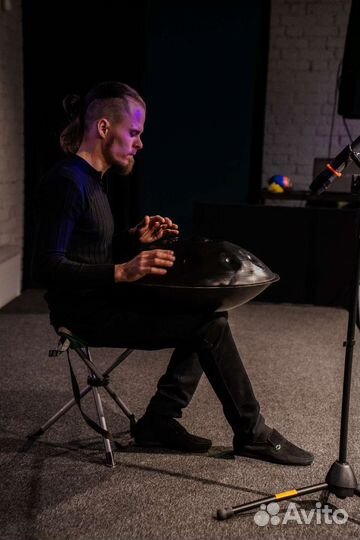 Музыкант на мероприятие Ханг Драм