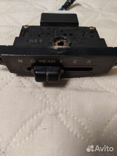 Блок управления печкой Мазда мпв