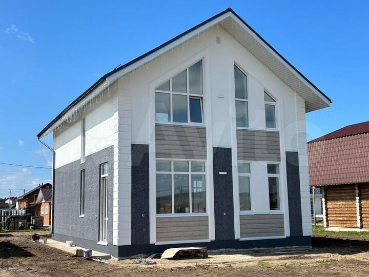 Дом 155,4 м² на участке 7 сот.