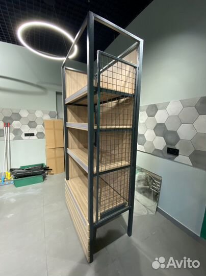 Стеллаж с сеткой в лофт стиле