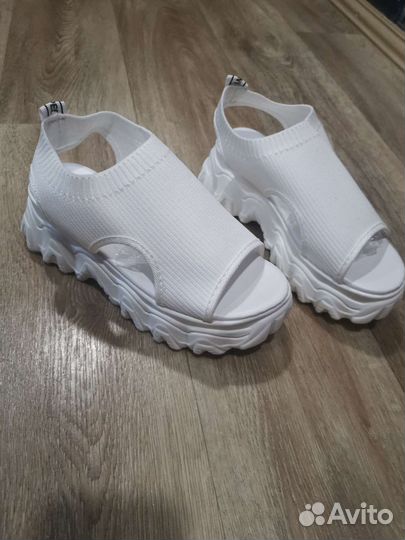 Босоножки 36 новые