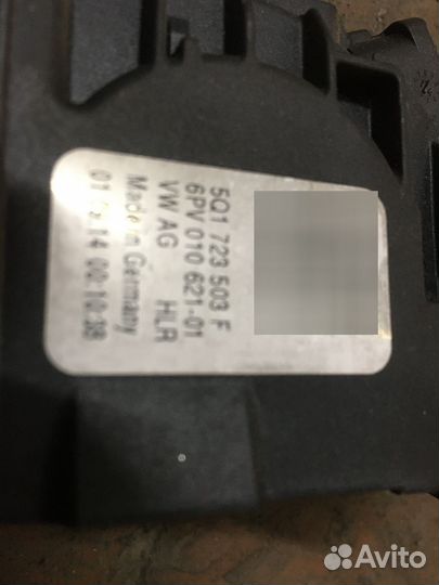 Педаль газа Skoda Octavia A7