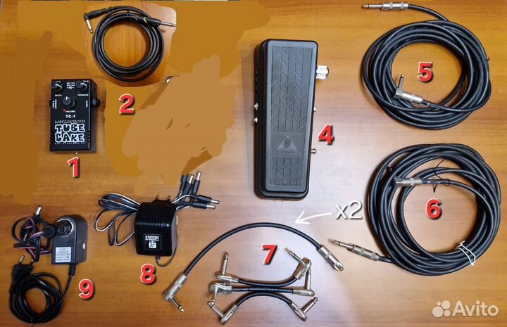 Гитарные педали и провода