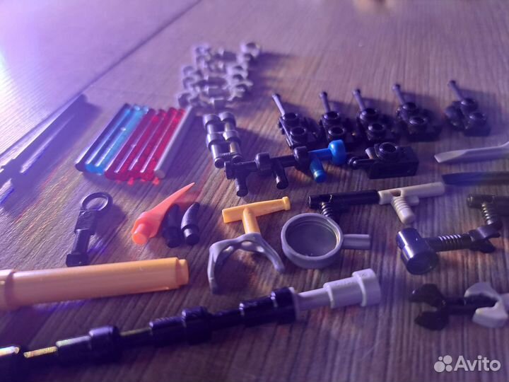 Детали для человечков lego все по 15