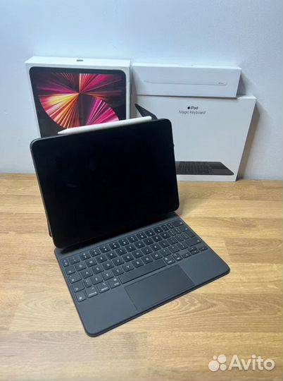 Apple Magic Keyboard iPad Pro 11 и 12.9