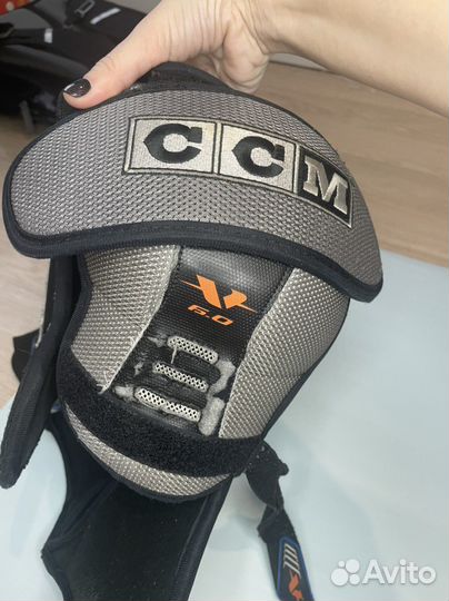 Нагрудник хоккейный детский защита плеч панцирь