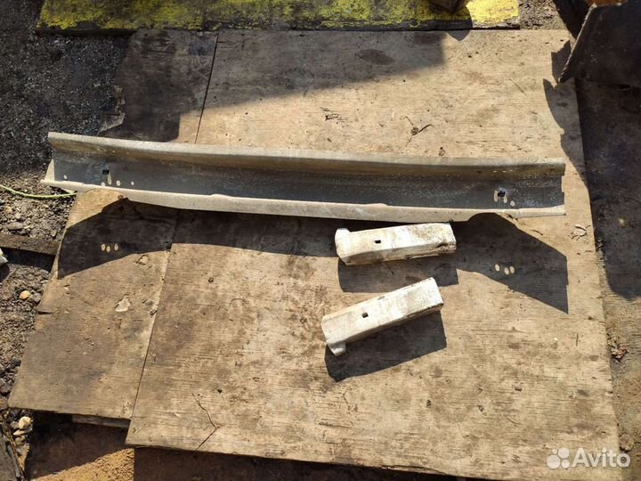 Усилитель заднего бампера седан Ауди А6 С5