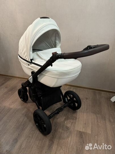 Коляска verdi mocca 3 в 1 белая