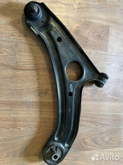 Рычаг подвески передний правый hyundai getz