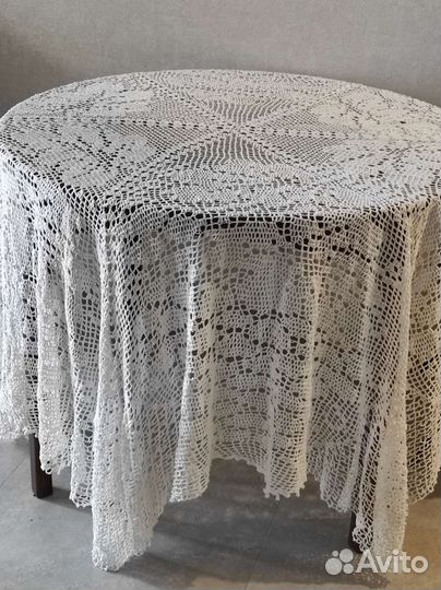 Скатерть круглая вязаная