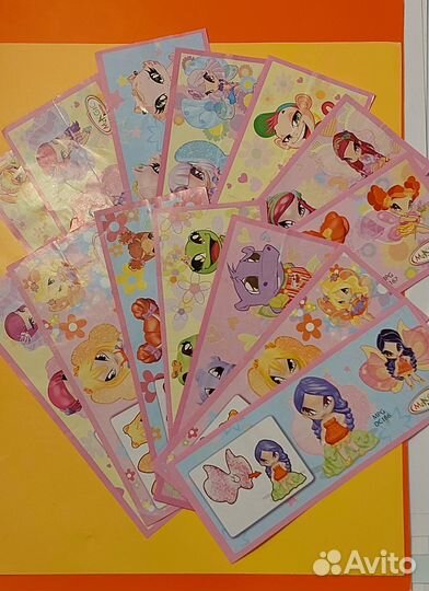 Вкладыши Винкс киндер бронь