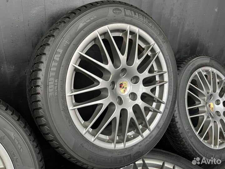 R20 Michelin Latitude Alpin LA2 275/45, PCD 5x130 DIA 71.6
