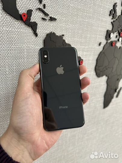 iPhone Xs, 64 ГБ
