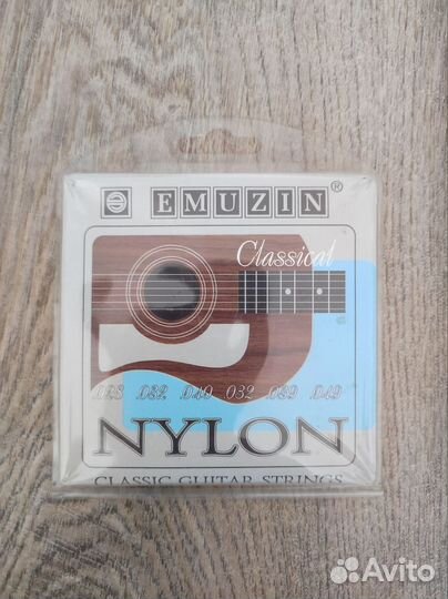 Классическая гитара бу