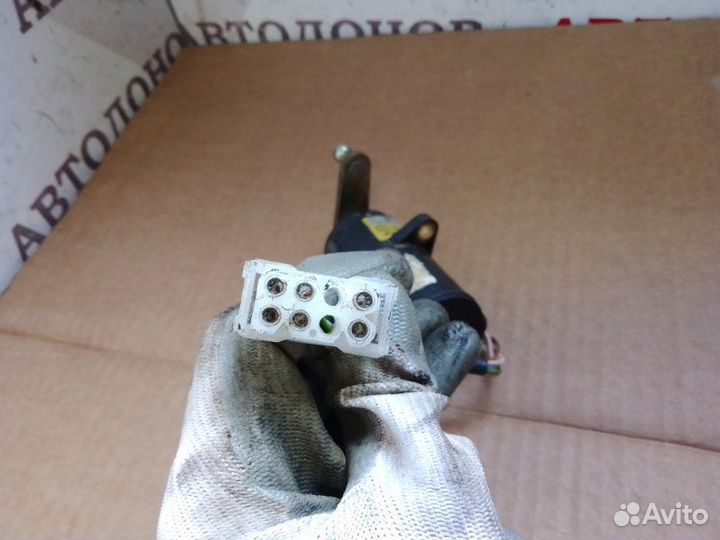 Датчик положения педали газа Land Rover Freelander