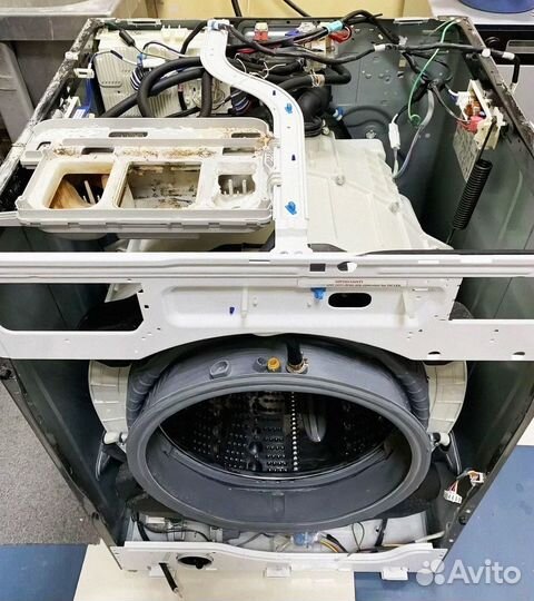 Ремонт стиральных машин и холодильников