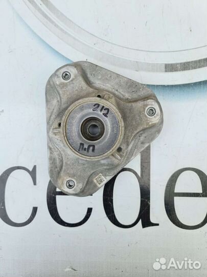 Чашка амортизатора Mercedes W212