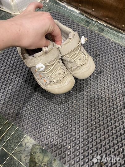 Кроссовки капитошка 26 р