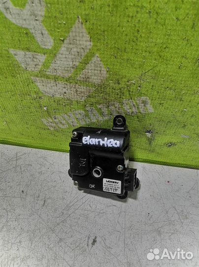 Моторчик заслонки отопителя Хендай Элантра 3