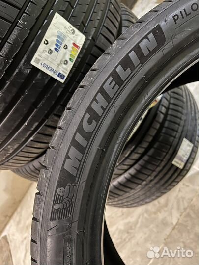 Michelin Pilot Sport 4 SUV 295/35 R23 108Y