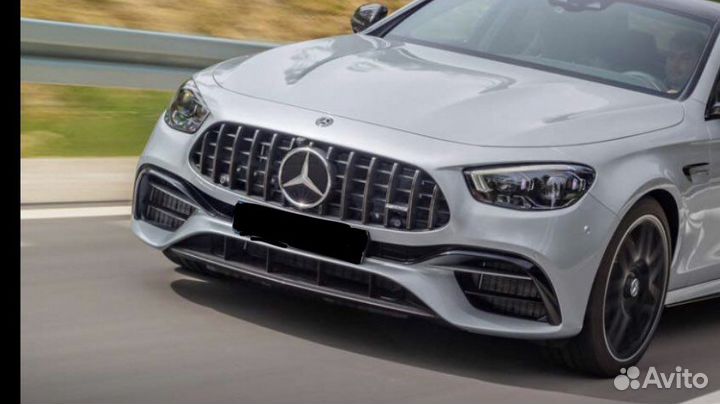 Решетка радиатора w213 GT рестайл