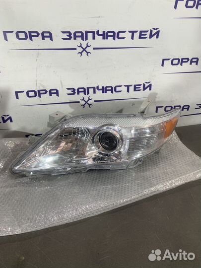 Фара Toyota Camry 09-11 LH