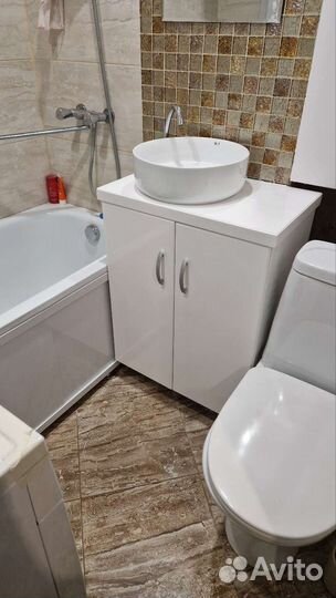 Столешница из камня в ванную комнату