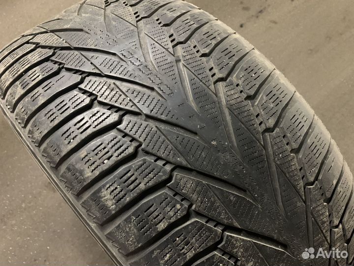 Nokian Tyres Hakkapeliitta R2 SUV 285/50 R20 116R