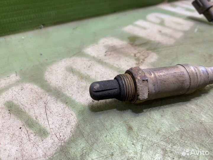 Датчик кислородный Toyota Avensis AT220 4A-FE