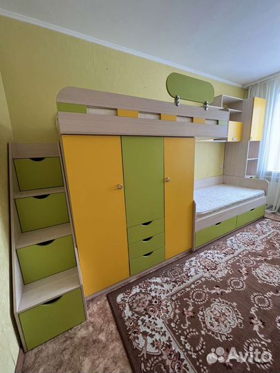 Мебель в детскую комнату 2 кровати